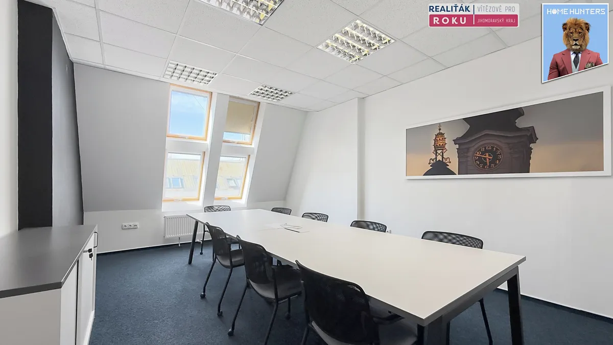 Pronájem kanceláře 198 m²